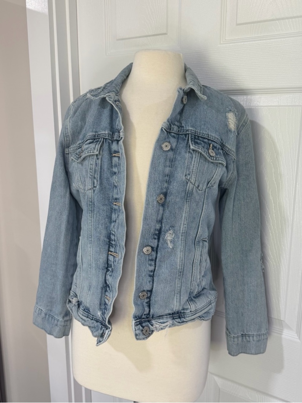 Old Navy Light Wash Blue Denim Jean Jacket